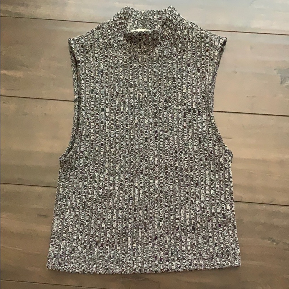 4 Express Crop Tops